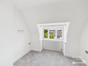 Bedroom 3- click for photo gallery